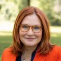 Dr. Anna Davis