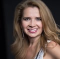 Dr. Eva Malanowski