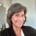Kristin Holub