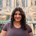 Leona Esmaeily-Aimua