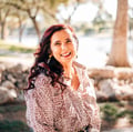 Dr. Leslie Bennett