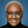 Dr. Cornelia Wenze
