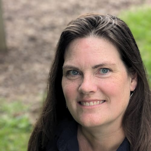 Headshot of Laura Skally, LCSW