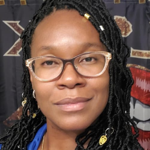 Headshot of Latoya Lopez, LMFT