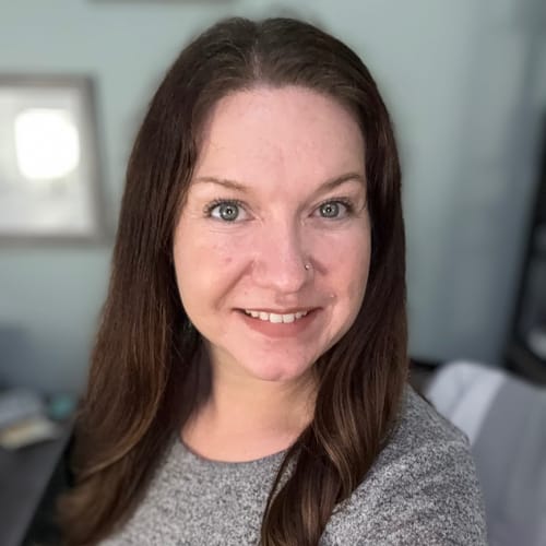 Headshot of Jazmin Luellen, LMSW