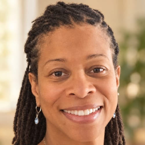Headshot of Lynn Maye, LMSW