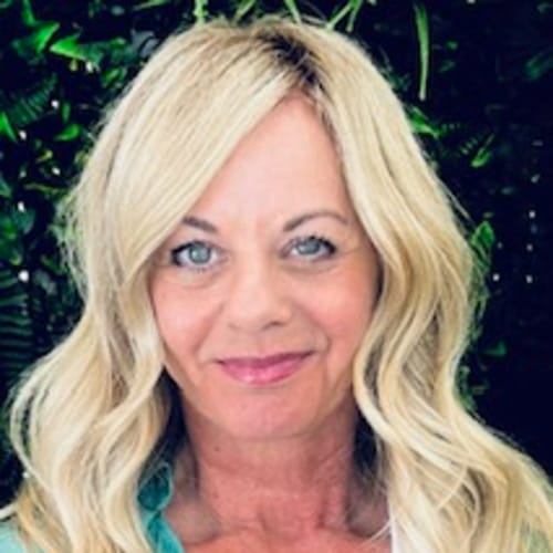 Headshot of Deborah Ash, LMFT