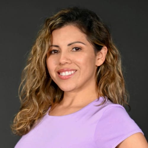 Headshot of Michelle Novoa, LCSW