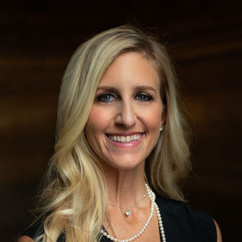 Headshot of Lisa Simon, LPCMH