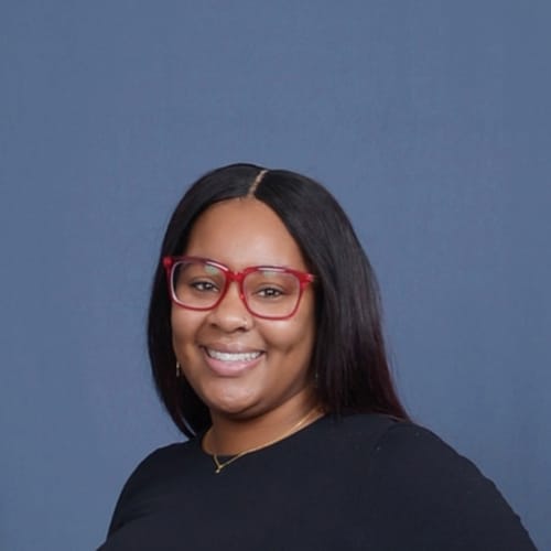 Headshot of Corelle Davis, LCSW