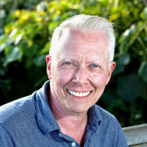 Headshot of Zane Julien, LMFT