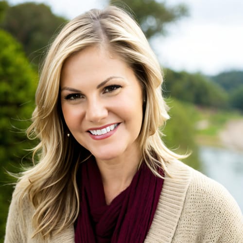 Headshot of Angela Sowers, LCPC
