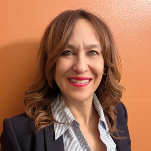 Headshot of Miosotis Dominici, LPC
