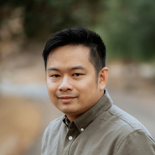 Headshot of Tony Truong, NP