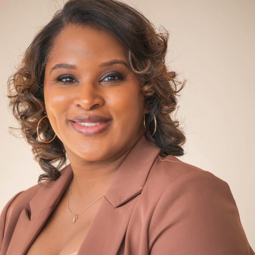 Headshot of Memorie Bush, LCSW