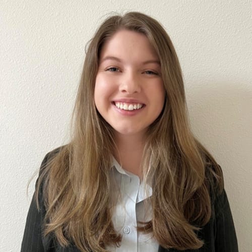 Headshot of Olivia Lair, LPCC