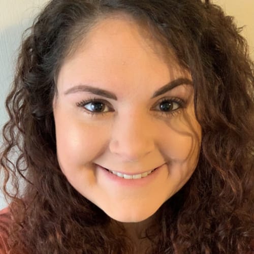 Headshot of Samantha Golden, LCSW