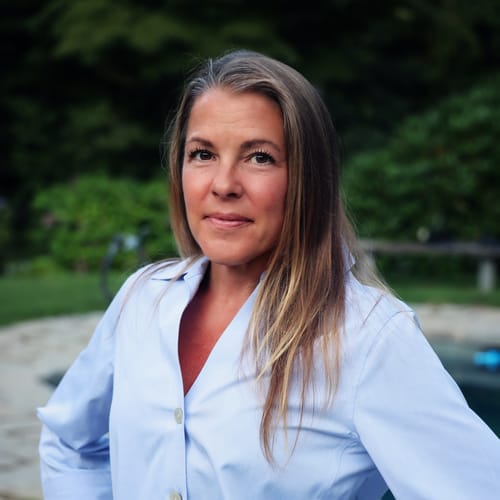 Headshot of Julia Cooper, LPC