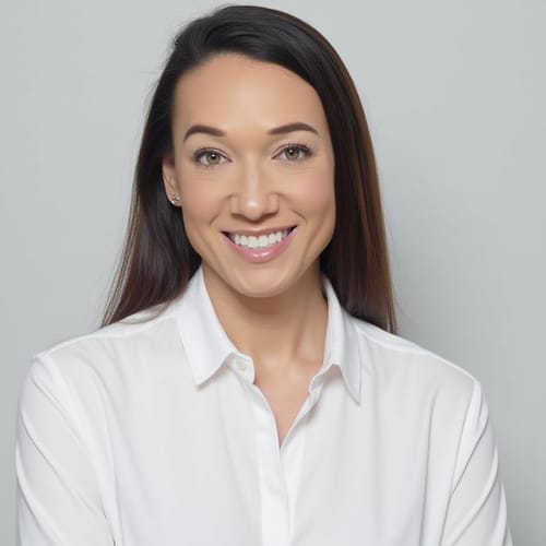Headshot of Stephanie Saw, APRN