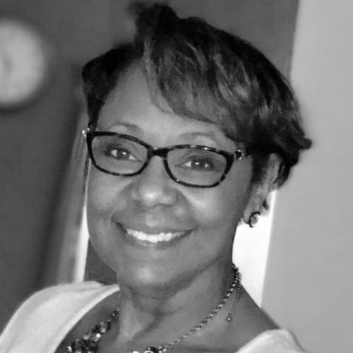 Headshot of Alisia Davis, LICSW