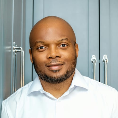 Headshot of William Ngwa, APRN