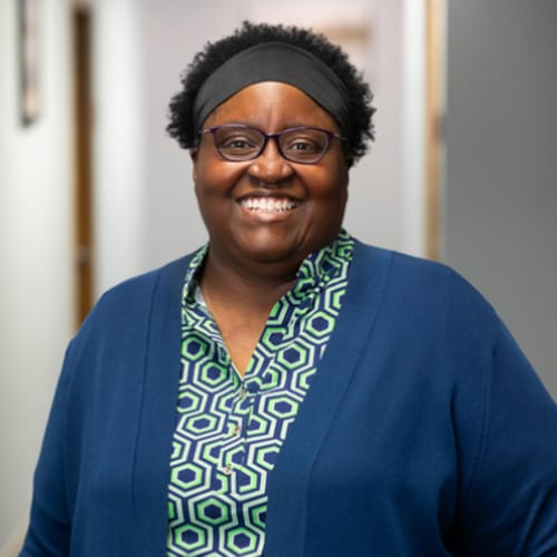 Headshot of Tracy Epps, LIMHP
