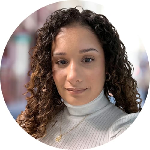 Headshot of Vickie Pagan, LCSW