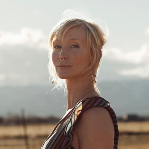 Headshot of Laura Ankenbauer, LPC
