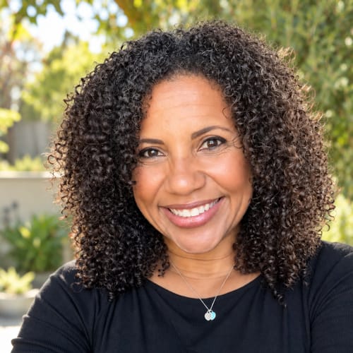 Headshot of Angela Phillips-McCord, LMFT