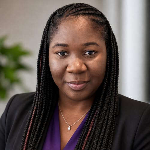 Headshot of Gennell Miller, LICSW