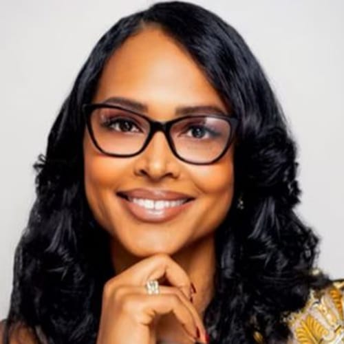 Headshot of Sharee Bailey, LCSW