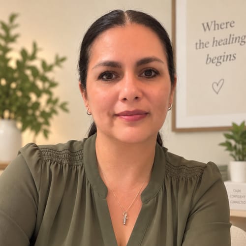 Headshot of Dana Castillo, LPC