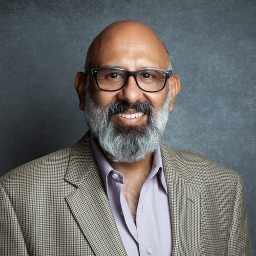 Headshot of Francisco Velasquez, LPC