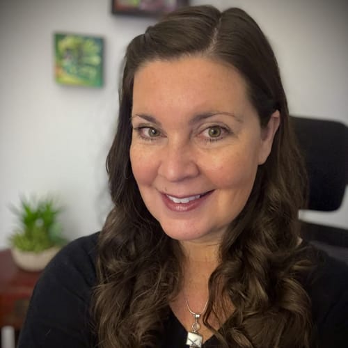 Headshot of Nina Powell, LCSW