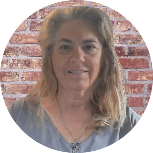 Headshot of Suzan Cahill, LICSW