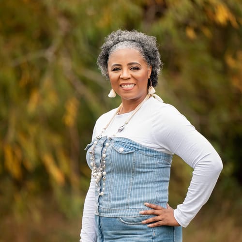 Headshot of Ayana Jefferson, LPC