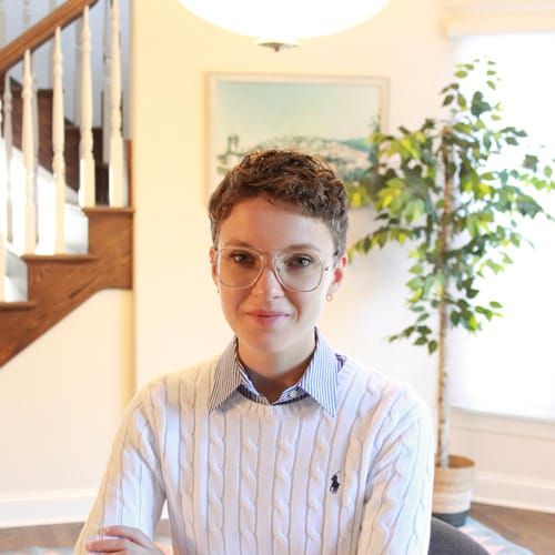 Headshot of Genna Power, LCSW