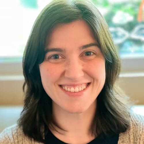 Headshot of Alaina Presley, LCSW