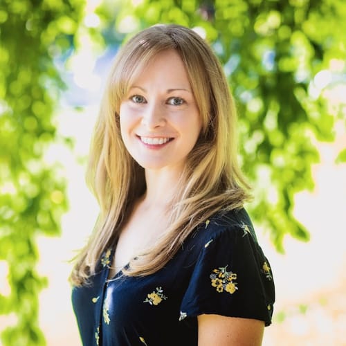 Headshot of Rebecca Grossman, LCPC