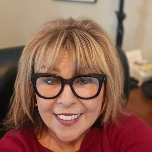 Headshot of Cathy Schiffer, LCSW