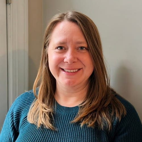 Headshot of Libby Tofflemire, LCSW