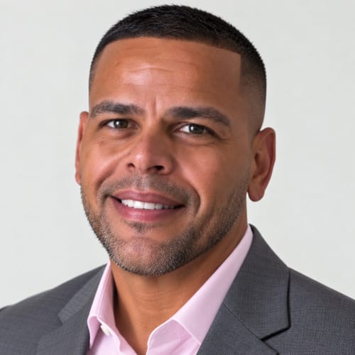 Headshot of Aurelio Ayuso, LCSW