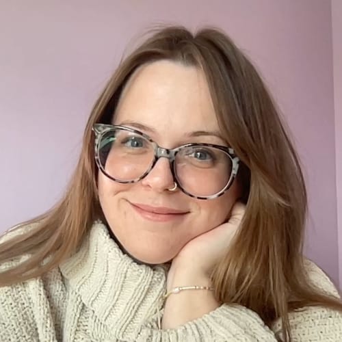 Headshot of Natalie Raab, LMHC