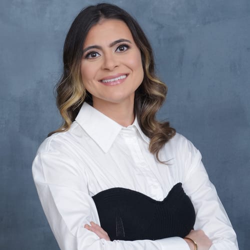 Headshot of Lena Yaghan, LCSW