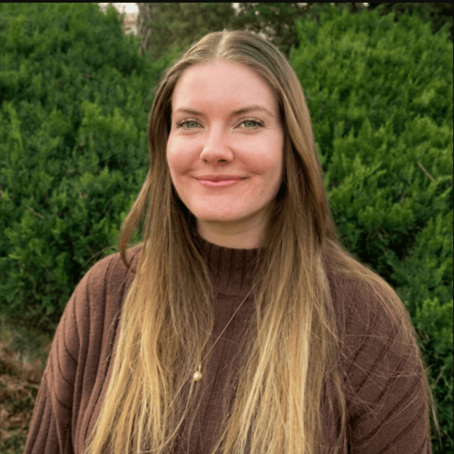Headshot of Adelaida Cazin, LPC
