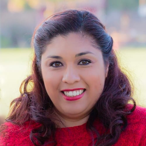 Headshot of Ana Ruiz, LMFT
