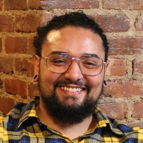 Headshot of Santiago Agudelo Velez, LMHC