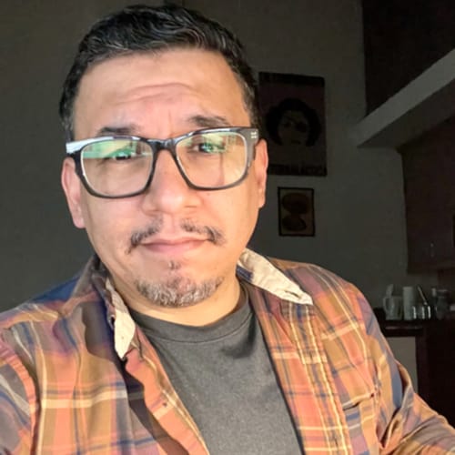 Headshot of Victor Garcia, LCSW