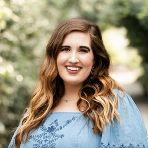 Headshot of Baylea Grimes, LPC
