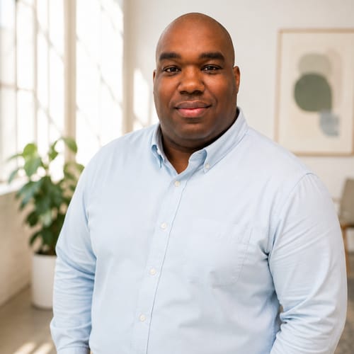 Headshot of Abe Brown, LPC
